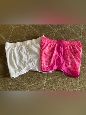 Nike Running Shorts Lot of 2 Women's XL Dri-Fit Tempo Lined 3” Inseam WHITE PINK